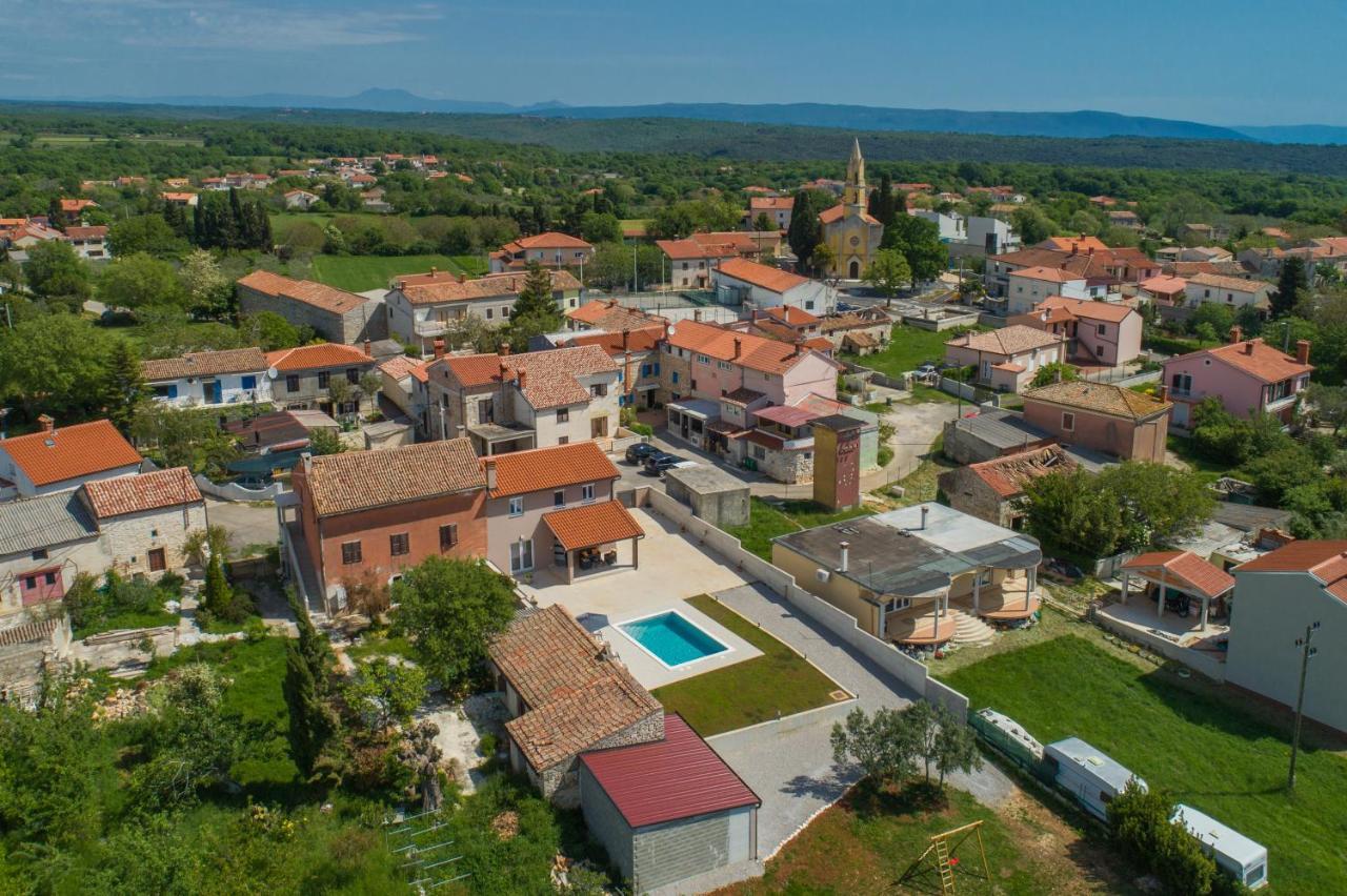 Villa Ester Pola Esterno foto